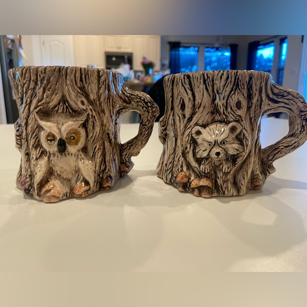 Vintage Ceramic Tree Stump Mug Set of 2 with Owl and Raccoon